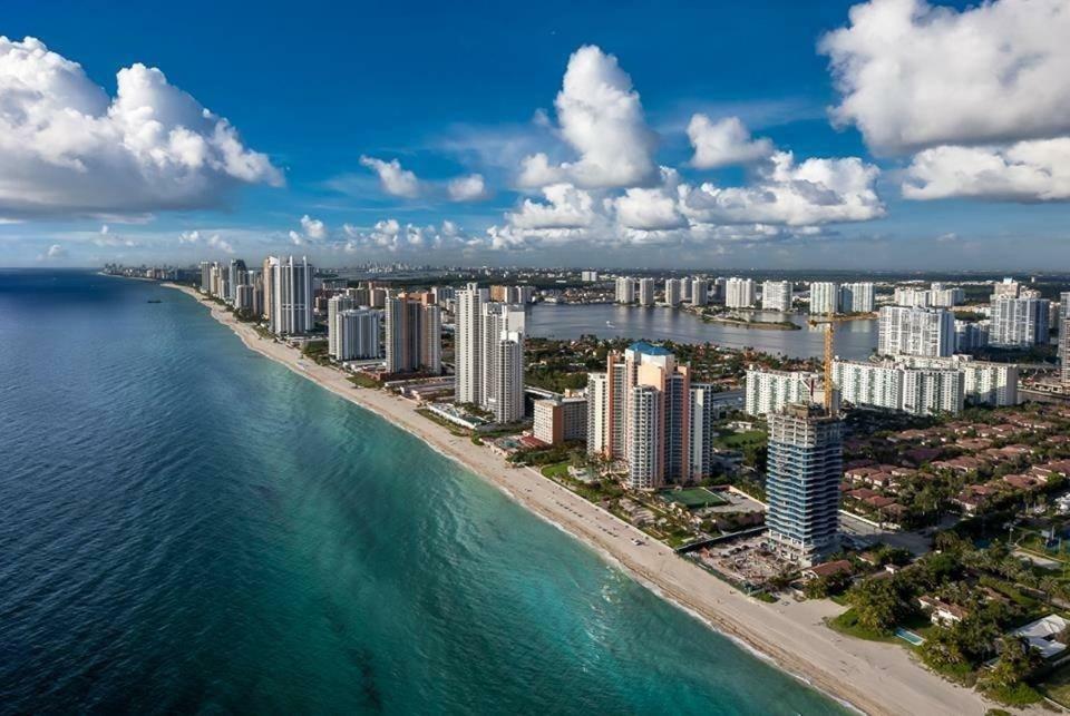 דירות סאני איילס ביץ' Ocean Reserve מראה חיצוני תמונה